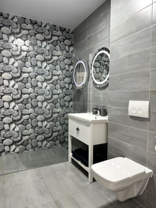Seville Studio Cu Terasa & Vedere La Munte Brașov Exterior foto